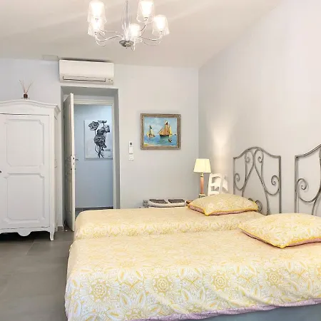 Cozy 2br Near The Port Of