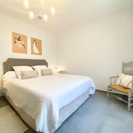 Cozy 2br Near The Port Of Apartment *