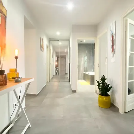 Cozy 2br Near The Port Of * Nizza